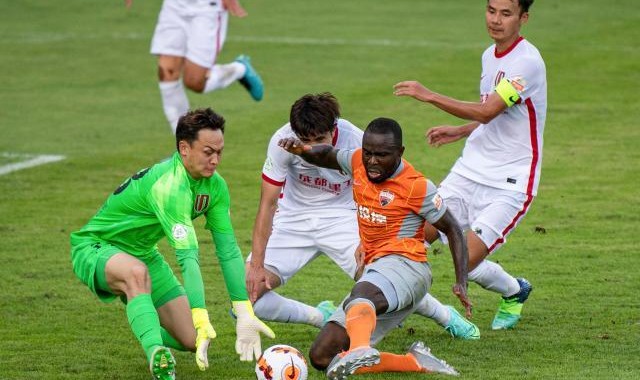 亚博体育APP-李章洙期待用胜利找回信心 阿奇姆彭：团队的胜利